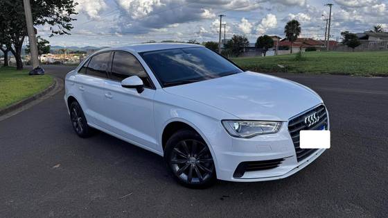 AUDI A3 1.4 TFSI SEDAN AMBIENTE 16V FLEX 4P TIPTRONIC